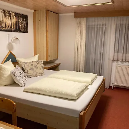 Guest house Apart Garni Dorfblick Kappl (Landeck)