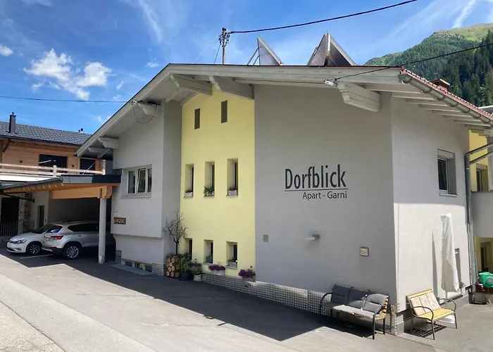 Garni Dorfblick بيت ضيافة كابل