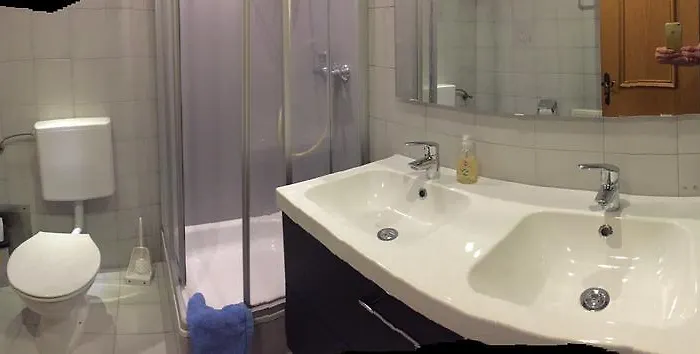 بيت ضيافة Garni Dorfblick كابل